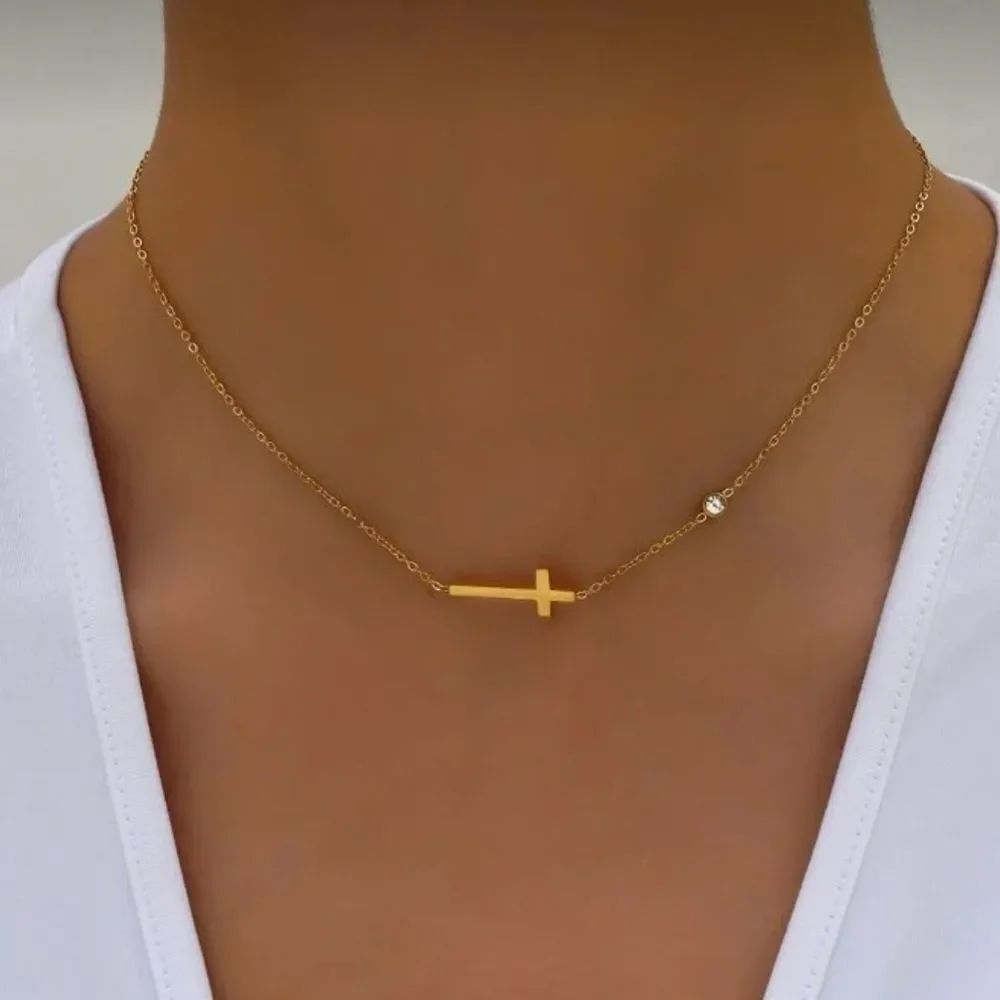 Elegant Gold Cross Necklace R191